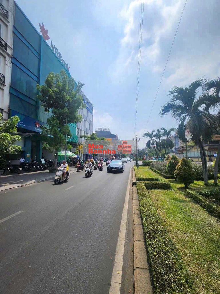 HXH Chính chủ bán gấp căn siêu phẩm xây tâm quyết,khu Phan Xích Long