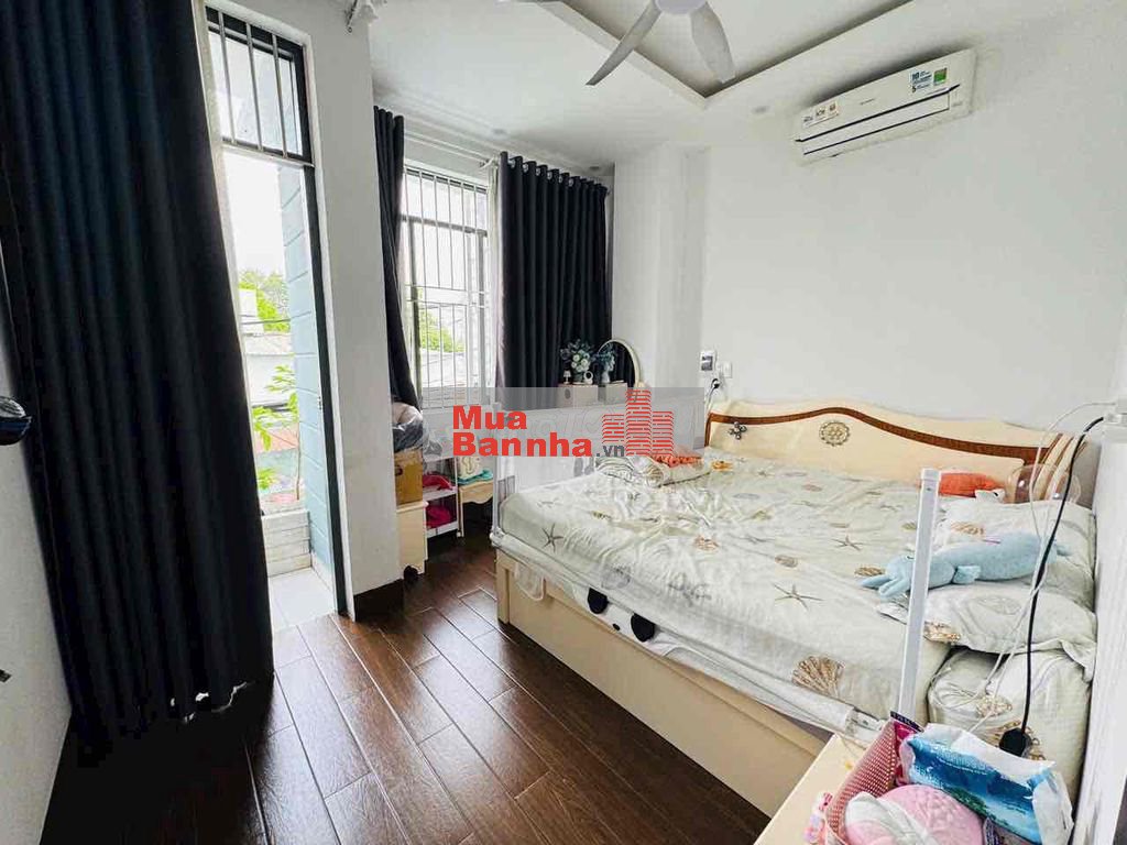 cần bán nhà gấp