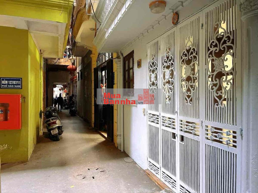 Hoàng Cầu, gần hồ và mặt phố , tiện ích bạt ngàn , 35m2x5 tầng!