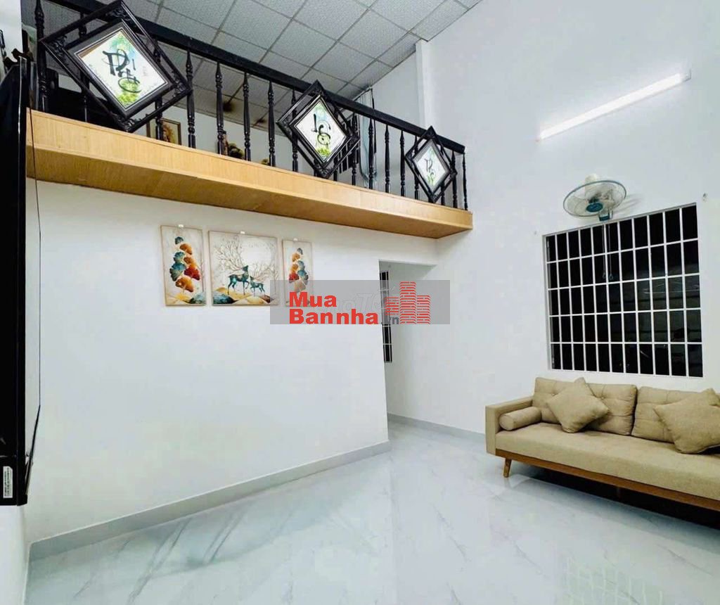 Chính chủ bán nhà gác lững kiên cố 166/2 Trường Chinh