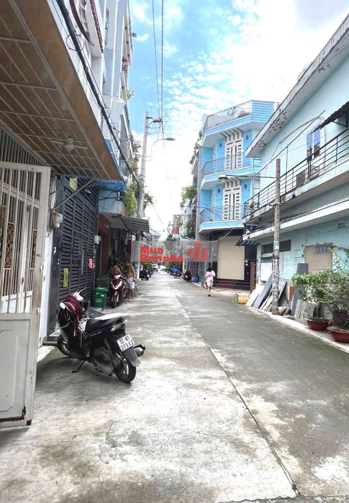 SÁT BÊN AEON TÂN PHÚ - HXH 6M - 2 TẦNG - 46M² - CHỈ NHỈNH 4 TỶ