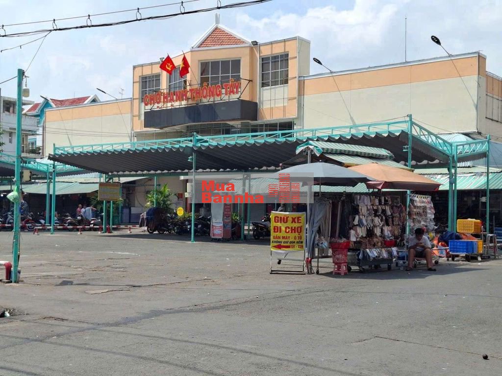 Bán nhà 1 trệt 3 lầu măt tiên chợ hạnh thông tây phường 11 gò vấp