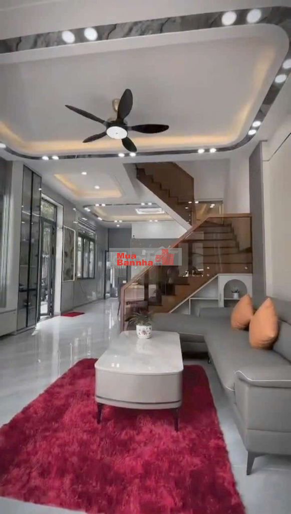 Bán Nhà góc 2 mặt tiền đường 9m, 4PN, 4WC, P. Bình Chuẩn, Thuận An