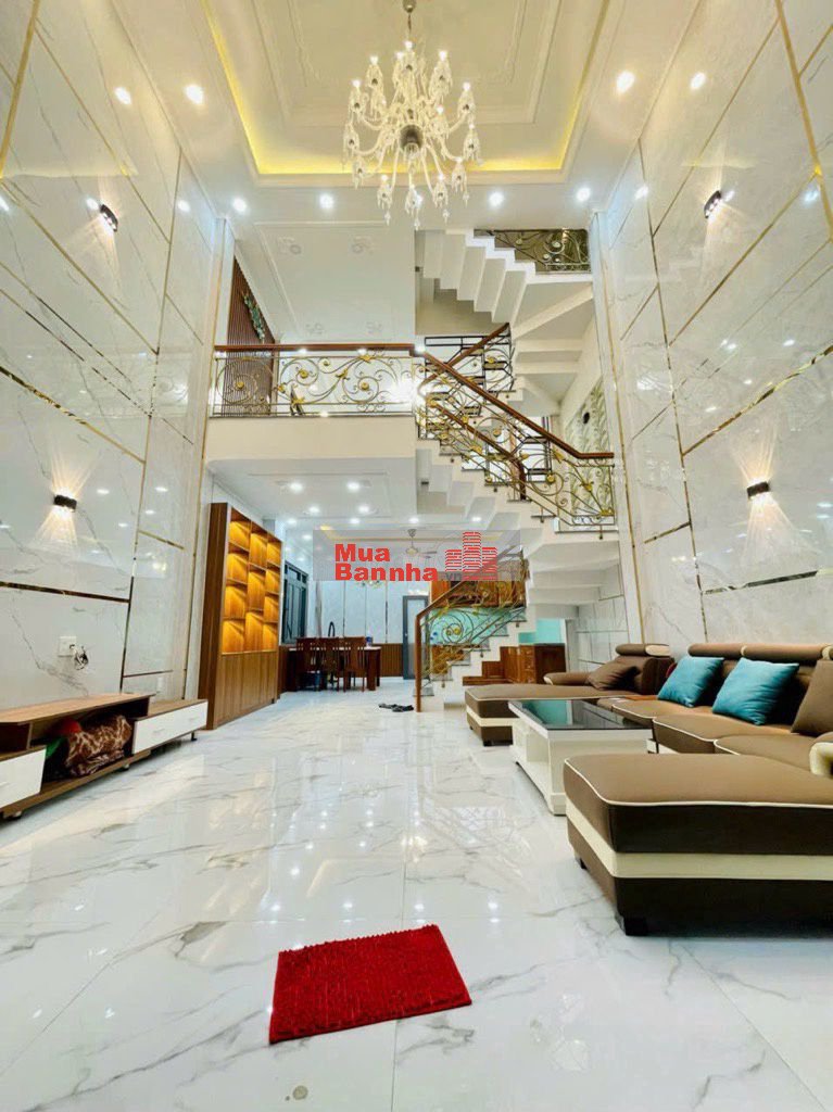 Bán nhà đẹp ngay Gigamall 4 tầng, ngang 5m 4PN, gara oto, giá 10.95 tỷ