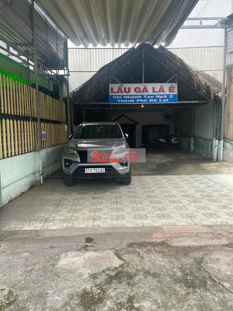 Cần tiền bán gấp nhà Đặng Thúc Vịnh.