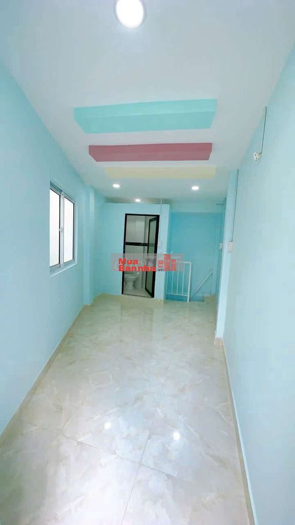 Bán nhà nhỏ Quận 4 gần Trường Đại Học Nguyễn tất Thành 1ti4