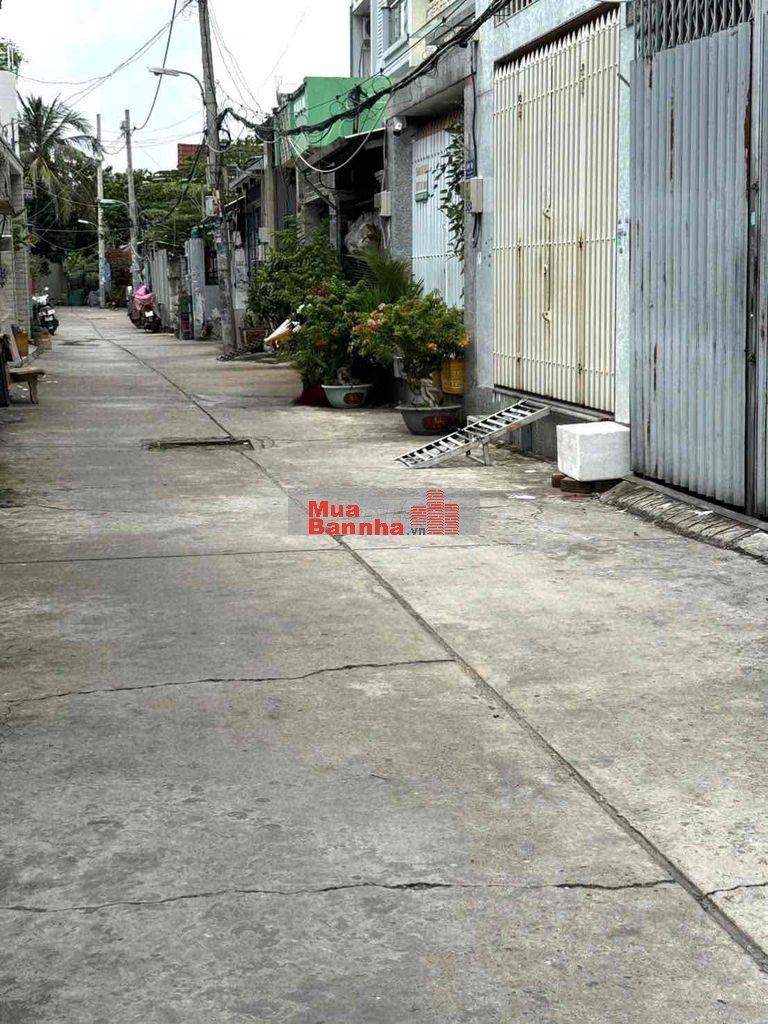 NAM HÙNG VƯƠNG KẾ TÊN LỬA _ HẺM 5 MÉT _ NHÀ 2 TẦNG KIÊN CỐ _ 4 x 10M _