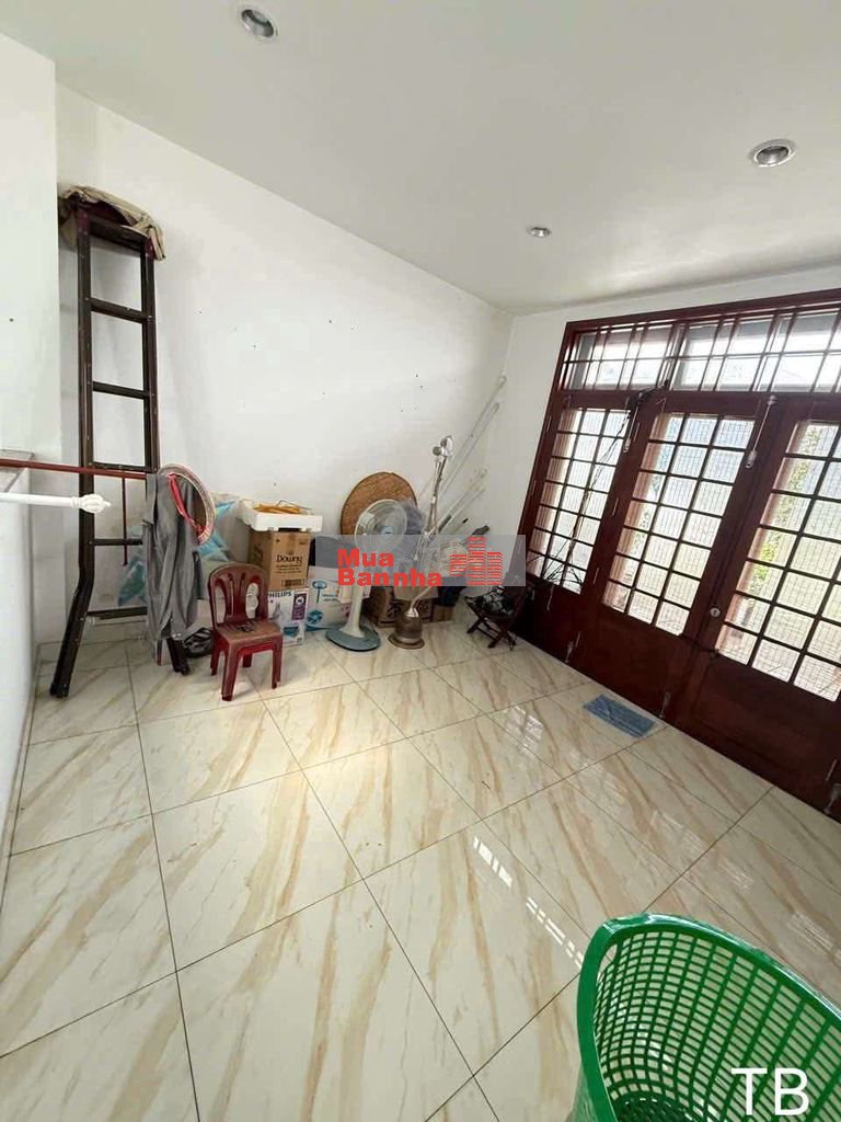 Siêu phẩm nhà đẹp Tân Bình–4 tầng 5x17.5m gần chợ sỉ vải Phạm Phú Thứ