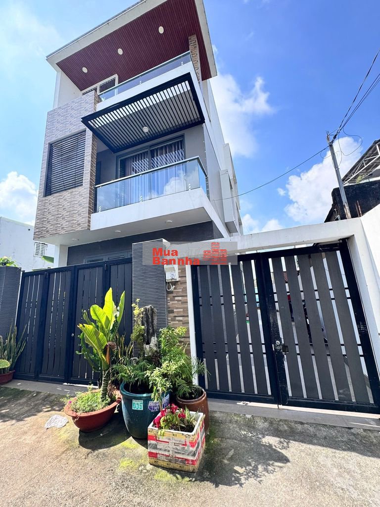 Bán nhà Tô Ngọc Vân - Chợ Tam Hà - 130M2 - 3Tầng - Ngang 8M - Hẻm Ô Tô