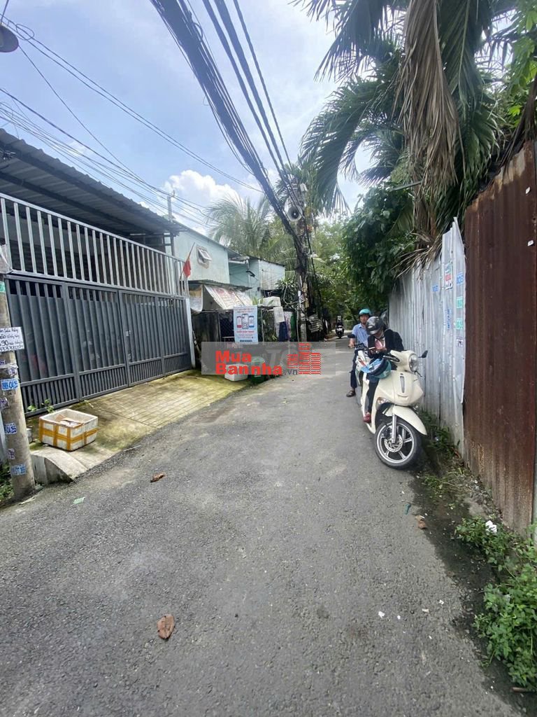 CHỈ 3.6 TỶ CÓ NGAY NHÀ HXH 94M2 - TRUNG TÂM TRƯỜNG THỌ – THỦ ĐỨC