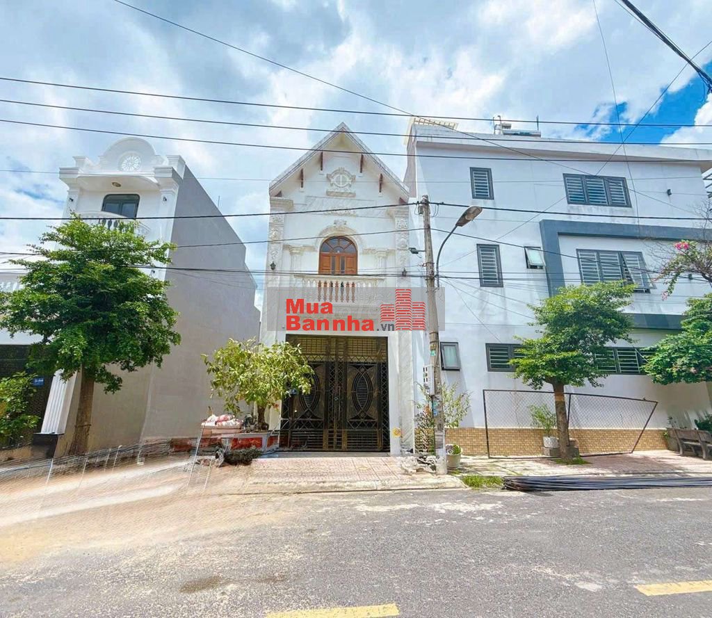 Nhà phố trục chính kdc Đất Mới gần ngã tư Chiêu Liêu Dĩ An