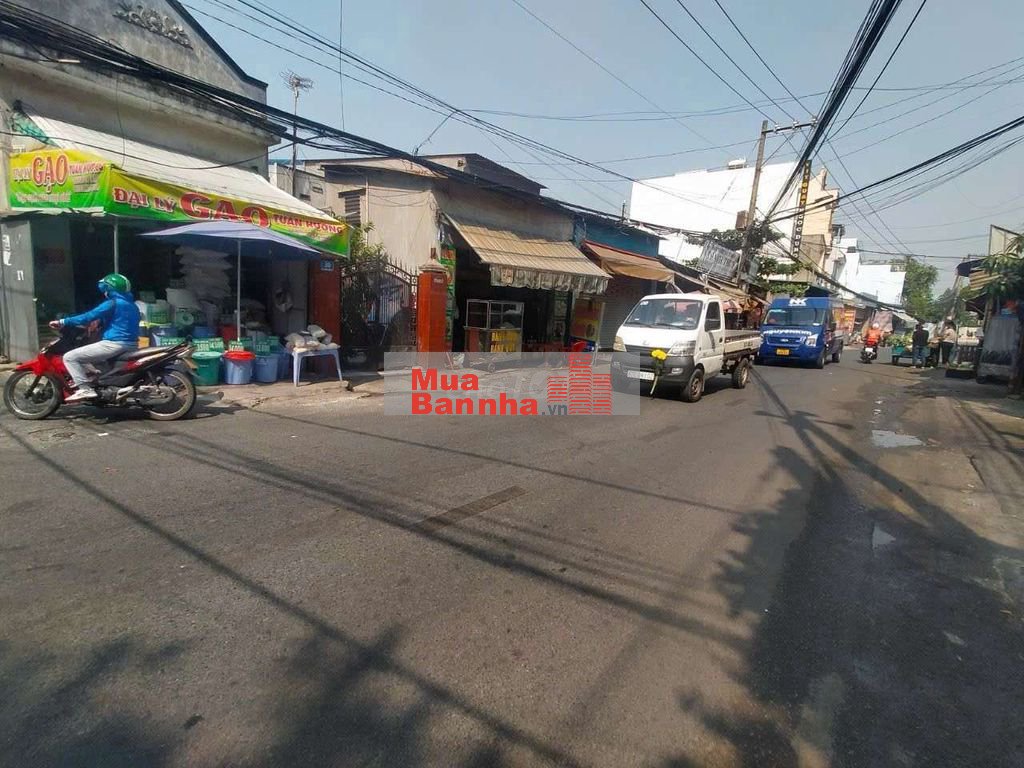 Nhà phố mặt tiền kinh doanh Bế Văn Đàn gần cầu Sóng Thần p.An Bình