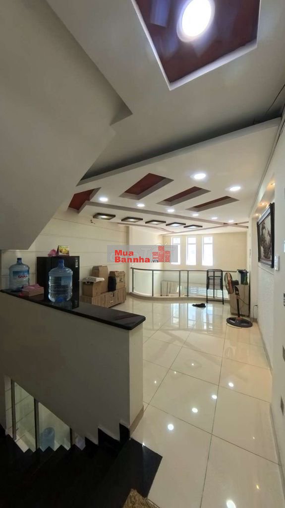 Bán nhà Phạm Văn Chí Q6 nhà 4 tầng DT 4,3m/13,8mx18,9m giá 11 tỷ