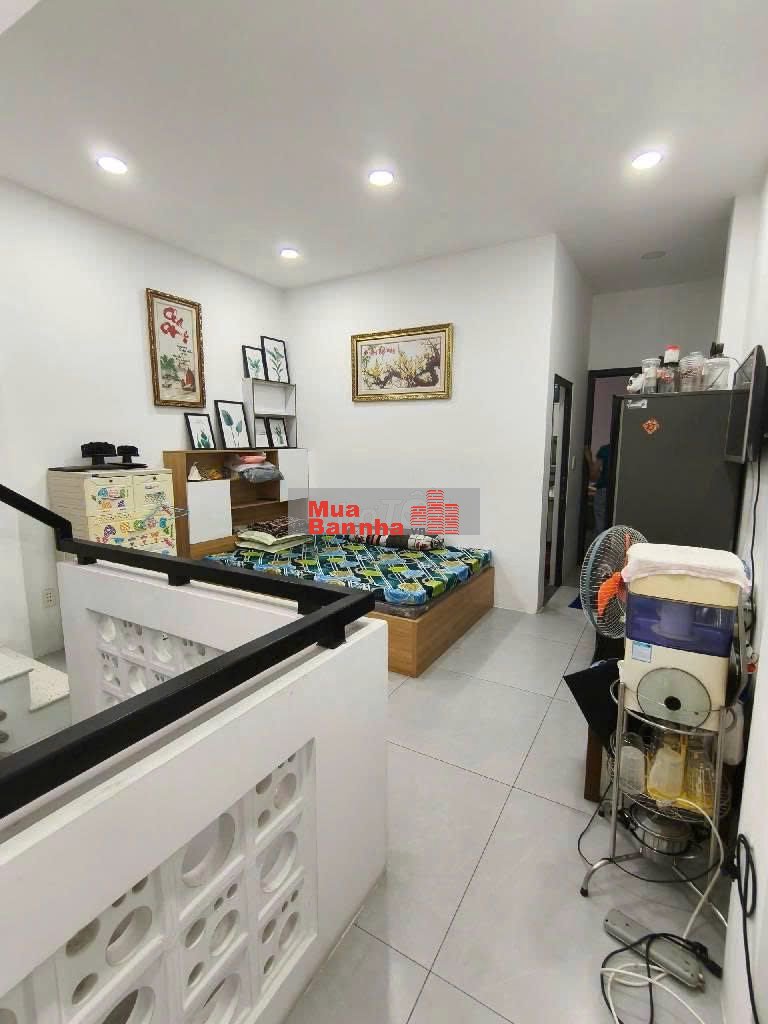 Nhà ngay Sơn Kỳ, chỉ 76tr/m2, 3 tầng mới, chủ kĩ, 77m2. nhỉnh 5 tỷ