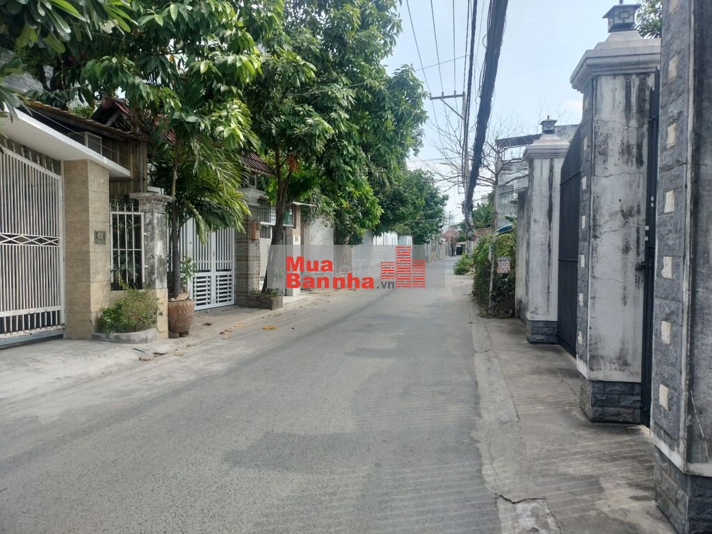 Nhà cấp 4 dt 82m2, mặt tiền đường số 49 phường Hiệp Bình Chánh Thủ Đức