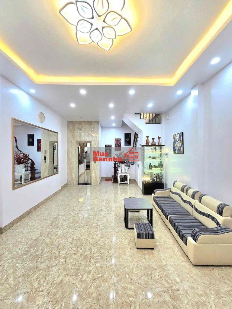 QUÁ ĐẸP 6 TẦNG THANG MÁY - GẦN PHỐ - GẦN Ô TÔ - FULL NỘI THẤT - SẴN Ở