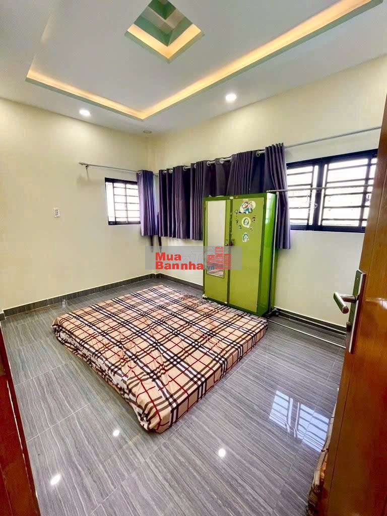 Nhỉnh 3 tỷ nhà 3 pn 45 m2 trung tâm quận 7 sát quận 4 khu tân kiểng