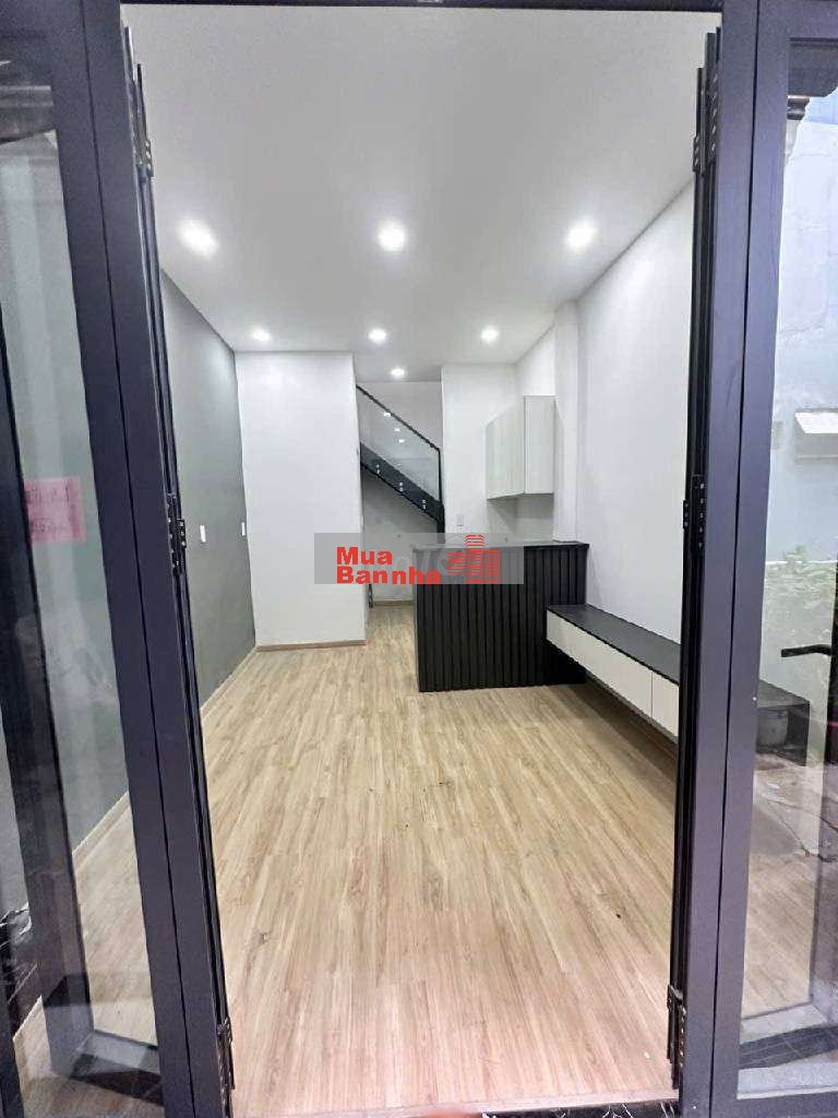 NHA 2 TANG HEM TRAN XUAN SOAN - 2.75 TI² - DT: 20M²