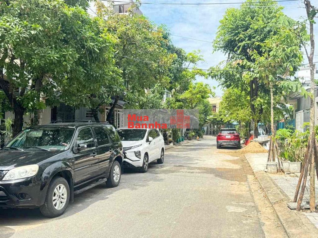 BÁN NHÀ CẤP 4 GÁC LỬNG KIÊN CỐ ĐƯỜNG NGUYỄN KHÁNH TOÀN