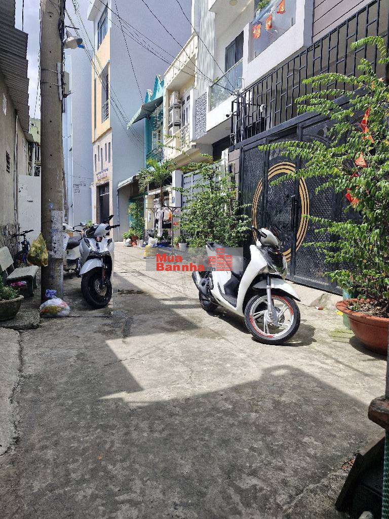 Bán nhà Kha Vạn Cân, Linh Đông, Thủ Đức, 108m2, chỉ 6 tỷ, 5 PN.