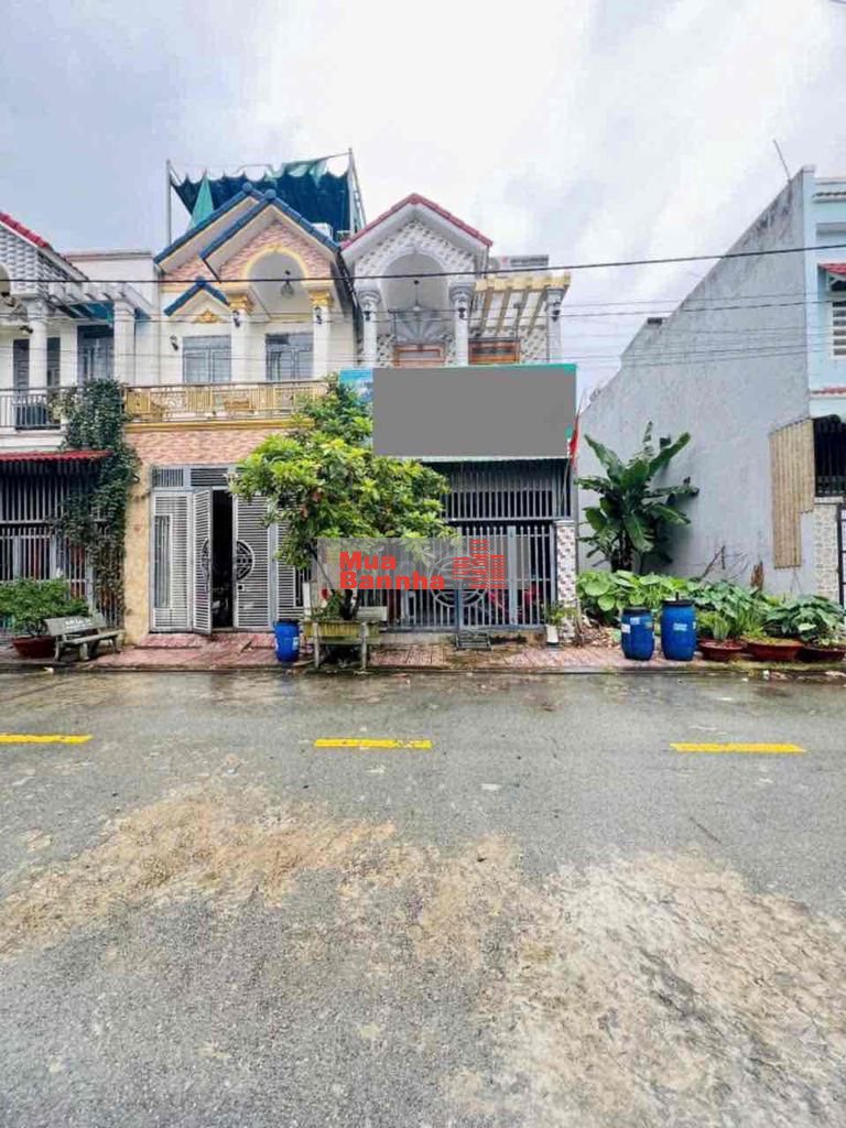 Nhà phố KDC Lê Phong Tân Bình, phường Tân Bình, TP Dĩ An.