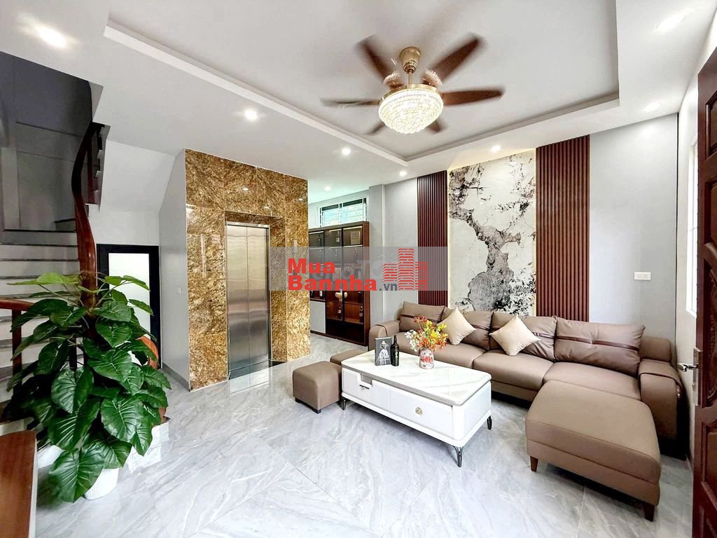 BÁN NHÀ - LIÊN MẠC - TỪ LIÊM - LÔ GÓC - THANG MÁY - FULL NỘI THẤT ĐẸP