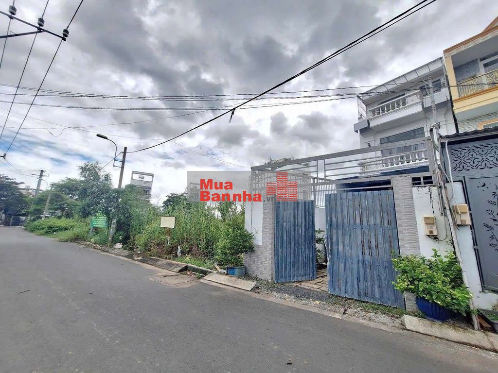 NHÀ 3 LẦU 129M2 5,2M X 28M HẺM THÔNG LÊ VĂN LƯƠNG