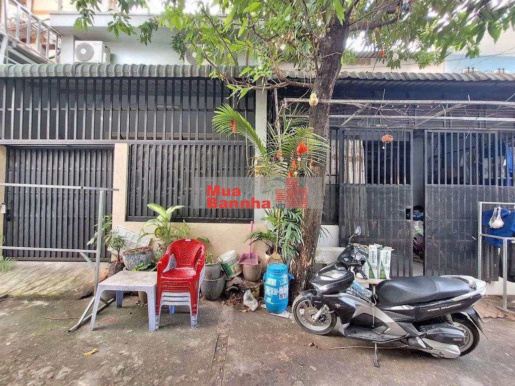 Nhà cấp 4 gác lửng gần làng đại học quốc gia p. Đông Hòa Tp. Dĩ An