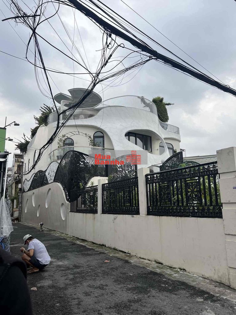 BÁN NHÀ DIỆN TÍCH BỀ NGANG 16M TẠI ĐƯỜNG PHẠM VĂN BẠCH- TÂN BÌNH