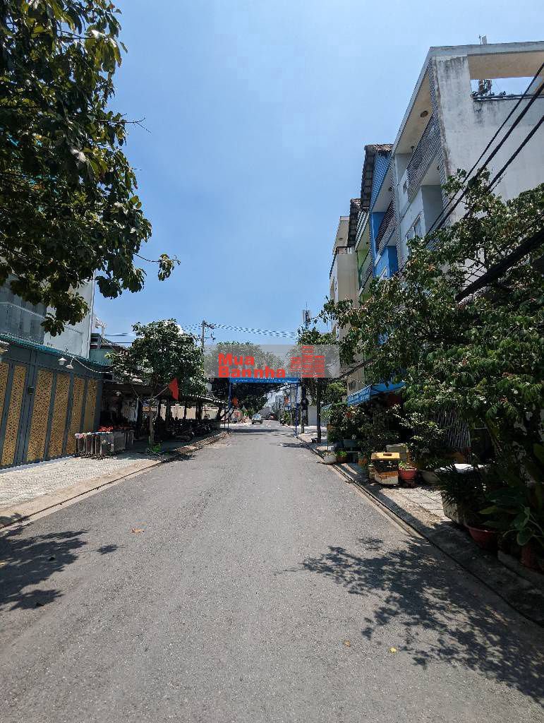 Nhà đẹp 6PN ,4 tầng, KDC đồng bộ,Cách Phú Mỹ Hưng 5 ph– giá chỉ 9.5 Tỷ