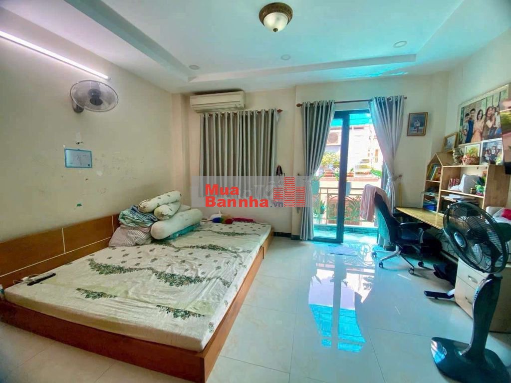 Bán nhà hẻm xe hơi Nguyễn Hồng Đào p13, dt 4x17m 2 lầu ST,nhà mới đẹp