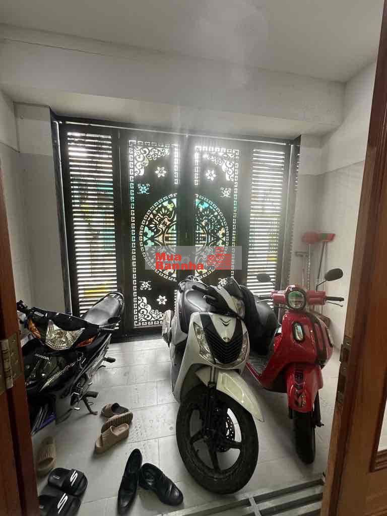 Nhà Bán . 5 Lầu . Phan Huy ÍCh . Gò Vấp .HXH . 4.2 x 18 . Chỉ 8 tỷ 9