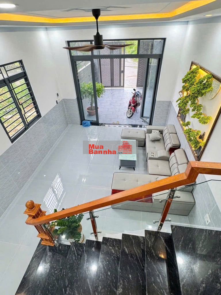 BÁN NHÀ LẦU MẶT TIỀN KINH DAONH KP6 TRẢNG DÀI 140M2 GIÁ 3 TỶ 490