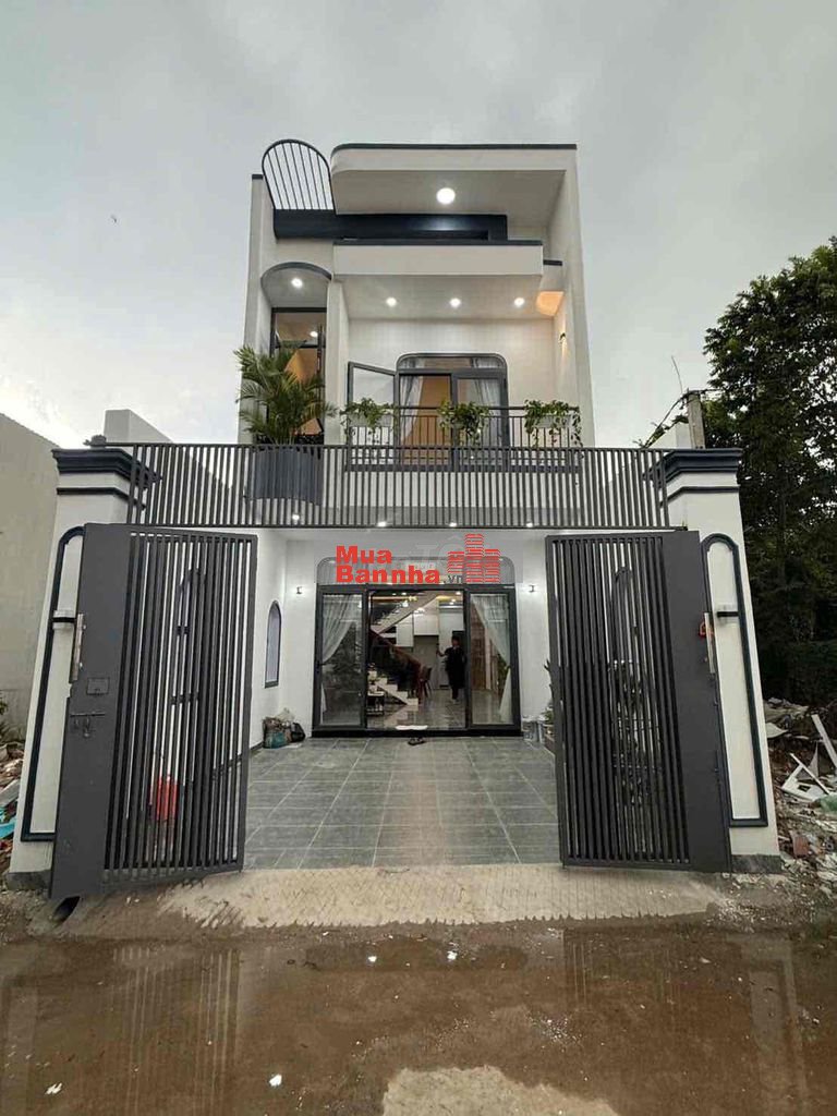 Bán Nhà Lầu Trệt 4Pn full Nội Thất Sân Ô tô Phường Bình Dương Tp HCM