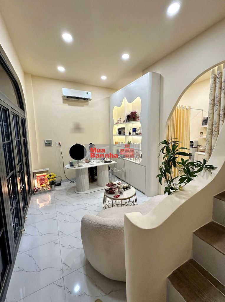 🔴 NHÀ ĐẸP Q10 - NGANG HIẾM 5M - 120M2 SD - HẺM 4M ĐẸP 3 THÁNG 2