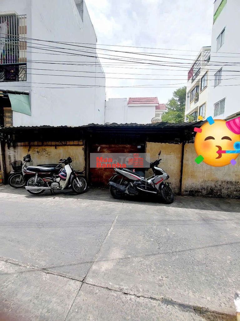 Nhà nát mặt tiền hẻm tám danh phường 4 quận 8