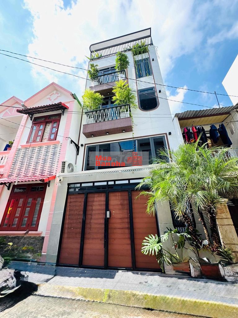 HƠN 6T CÓ NGAY NHÀ 5 TẦNG NGAY CHỢ HẠNH THÔNG TÂY !