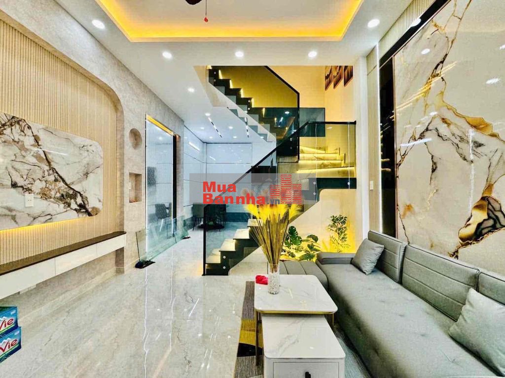 BÁN NHÀ NHỈNH 5 TỶ- NHÀ 3 TẦNG- GẦN EMART GÒ VẤP