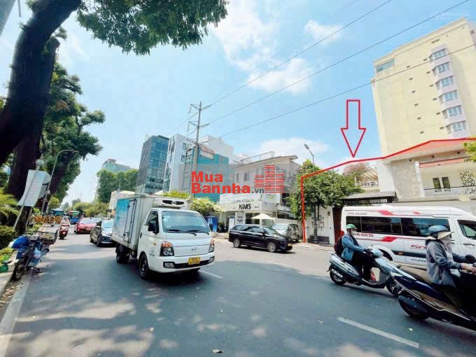 Bán bt Điện Biên Phủ quận 3, dtd 713m2, 2 lầu, Nt đẹp. Giá bán: 350 tỷ