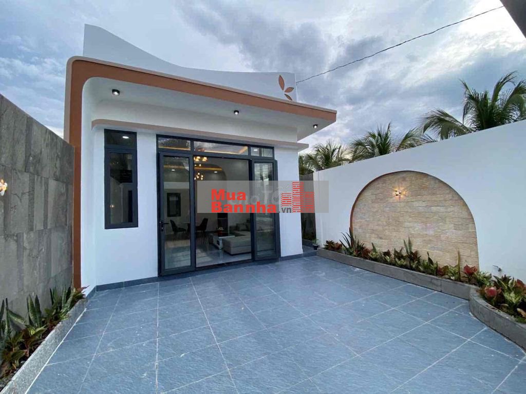 { P Đạo Thạnh} Nhà cấp 4 mới Long Hòa A đường Ô Tô