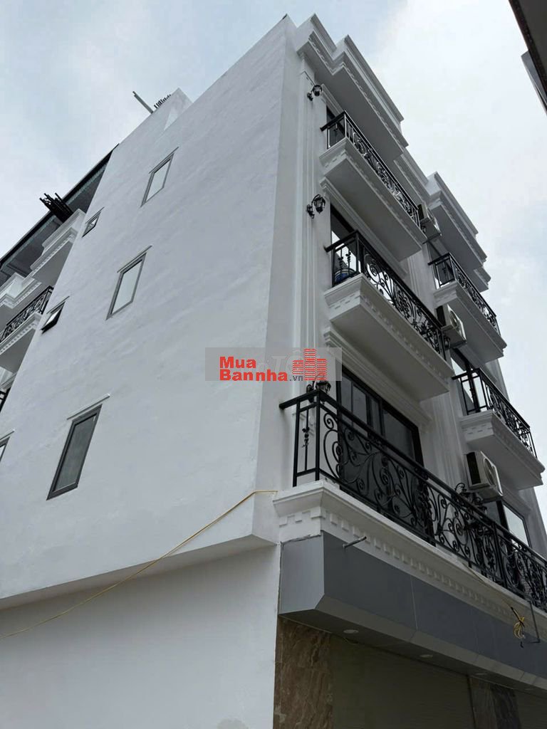 CẦN BÁN NHÀ THẠCH BÀN LONG BIÊN HÀ NỘI.