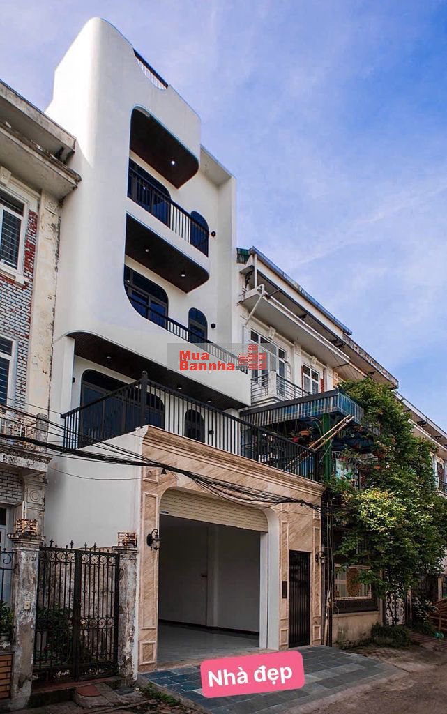 CẦN BÁN NHÀ ĐỨC GIANG LONG BIÊN HÀ NỘI.