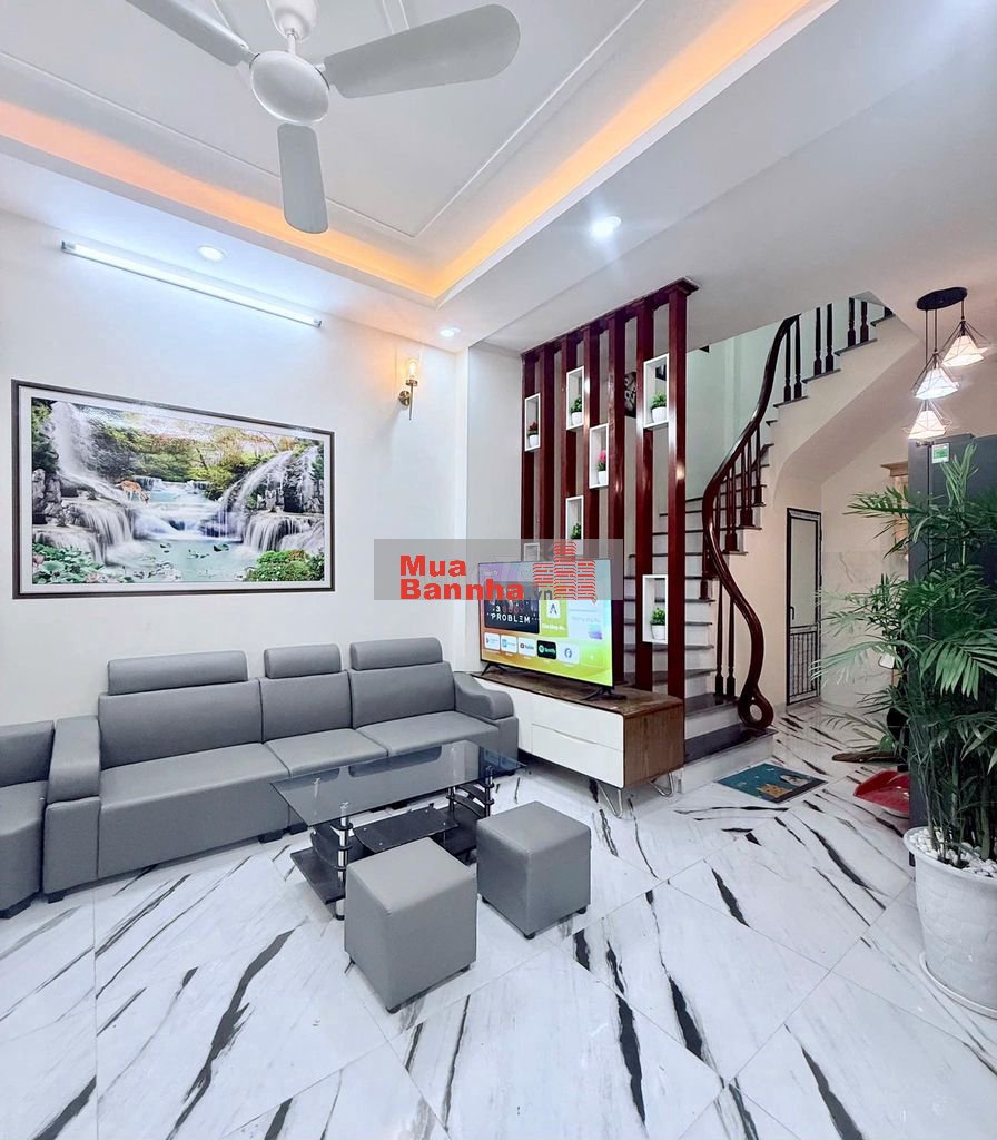 Tin thật! Bán nhà Láng Hạ 30m ra ô tô, 2 thoáng, không QH, ở ngay 47m2