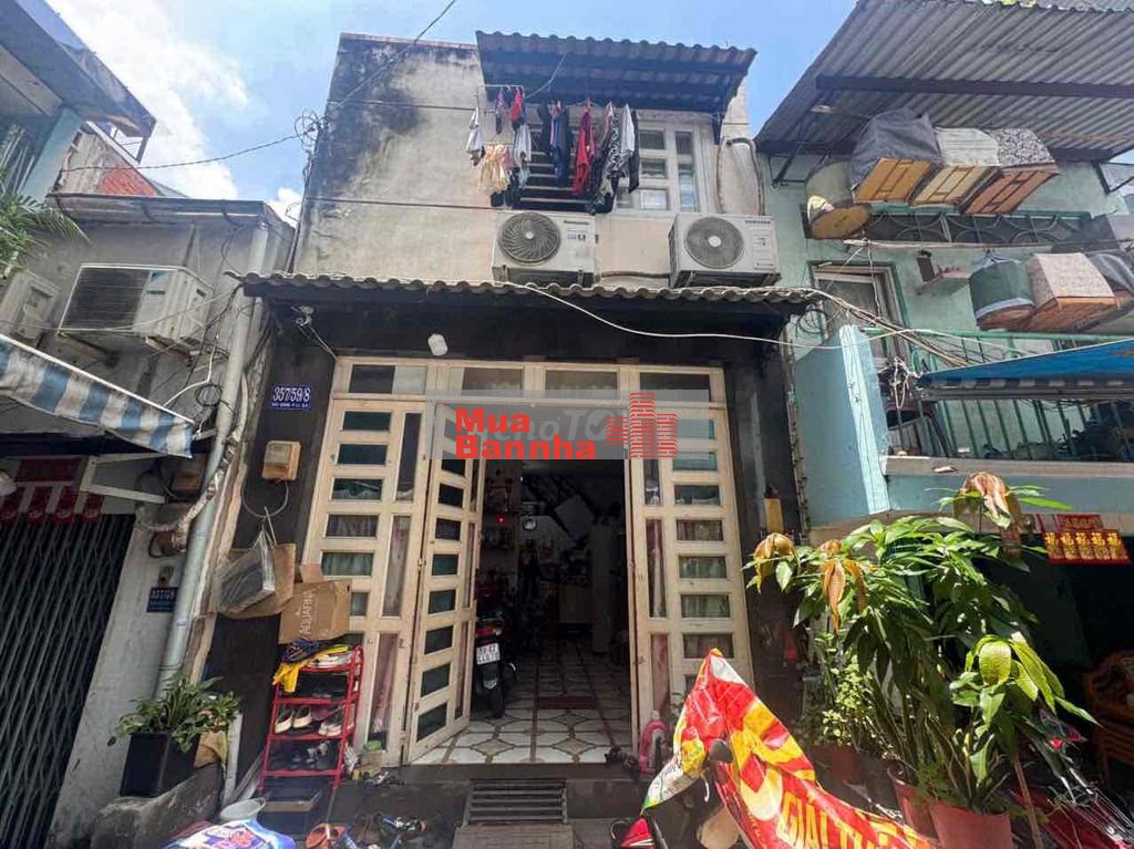 Hẻm Ba Gác Sát Mặt Tiền Hậu Giang Gần Nguyễn Văn Luông