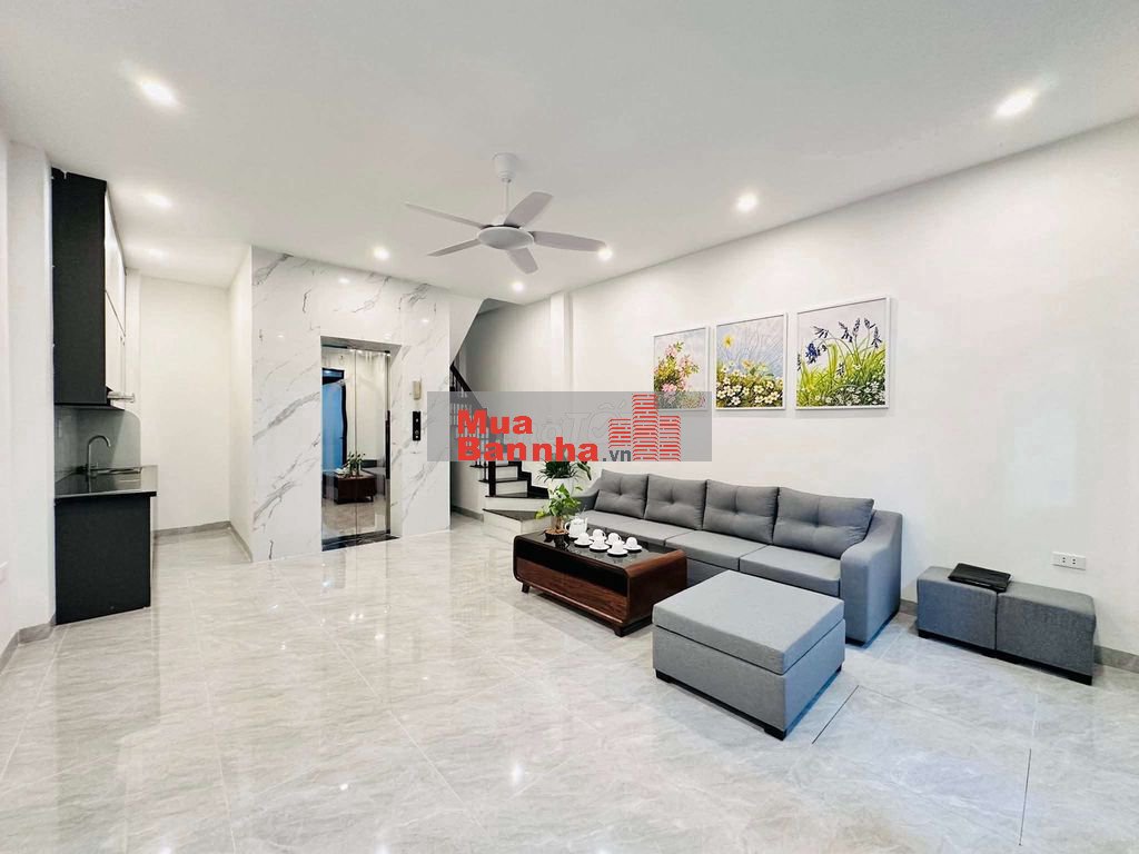 SIÊU PHẨM PHẠM VĂN ĐỒNG 38M2 X 6 TẦNG THANG MÁY-FULL NỘI THẤT Ô TÔ GẦN