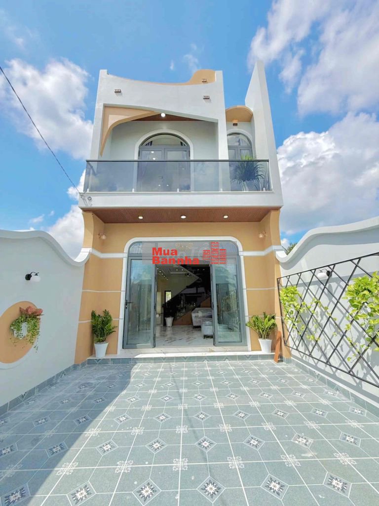 NHÀ MẶT TIỀN BÀ TƯ GẠO