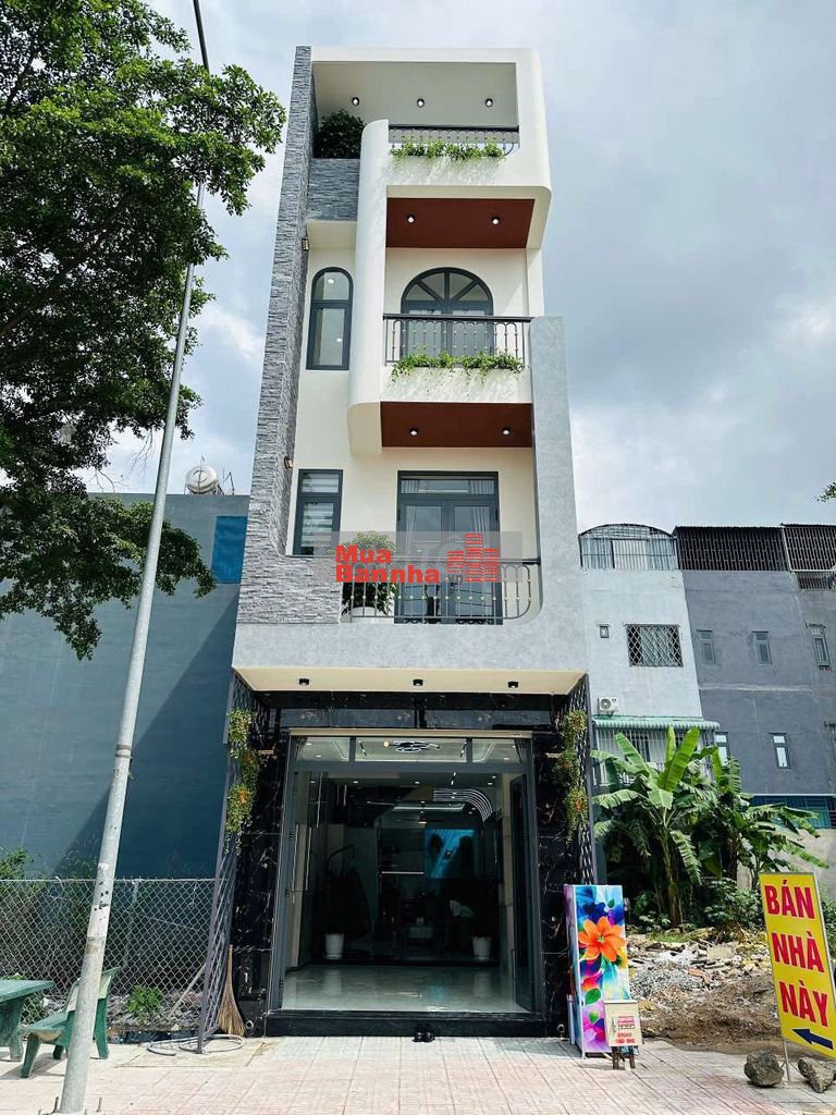 5,5 Tỷ Bán Nhà 3 Tầng MT kinh doanh Bình Chuẩn Thuận An