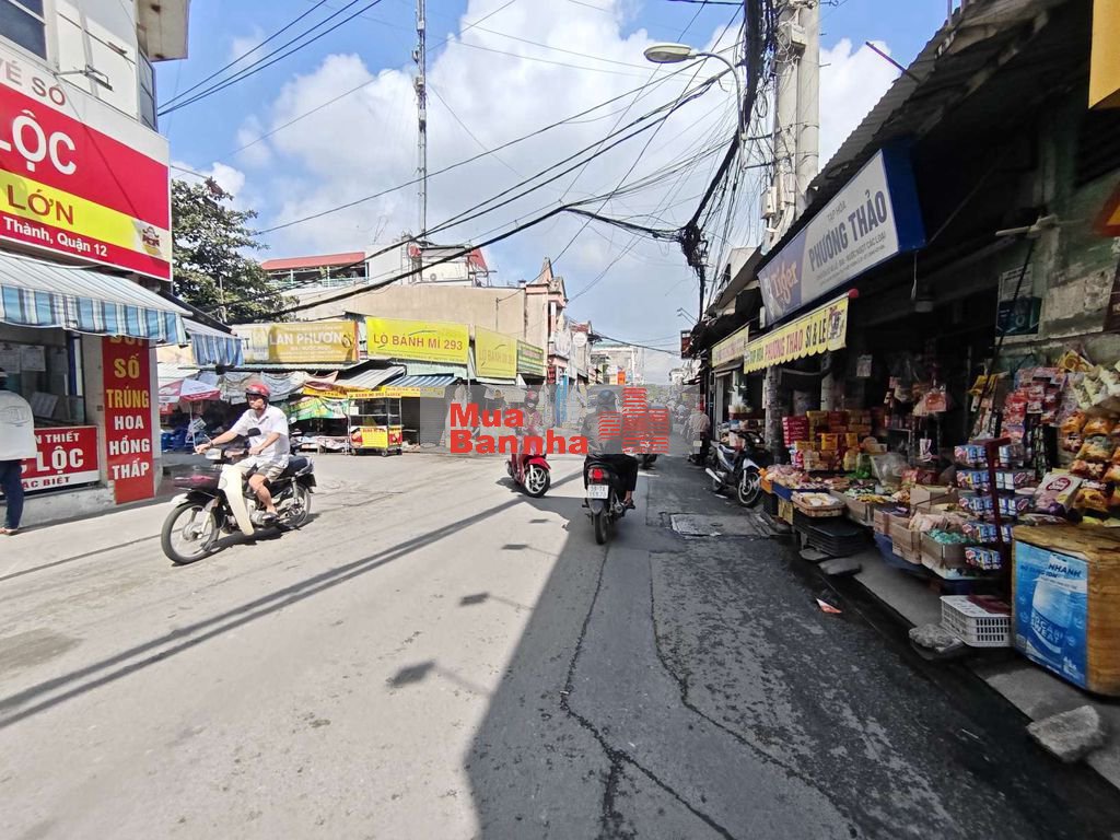 Mặt tiền chợ Trần Quang Cơ Hiệp Thành Q12. Hai mặt tiền trước sau