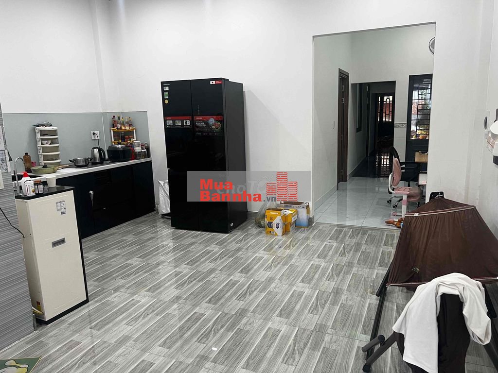 Nhà Vươn Dừa Cổng 11 270m2 Sổ Riêng 200 thổ cư