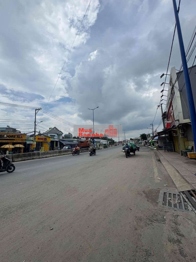 Bán Nhà Cấp 4 , 78m2 - Giá Đầu Tư HXH Đ Lã Xuân Oai , Q.9 , HCM